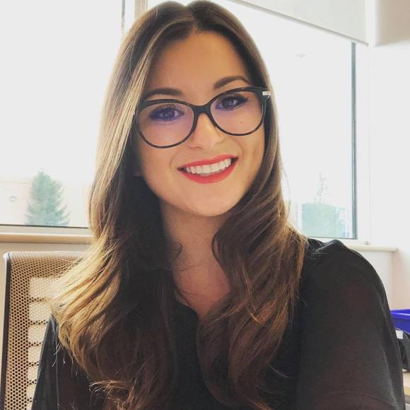 Meet your Posher, Pamella - Picture 1 of 1